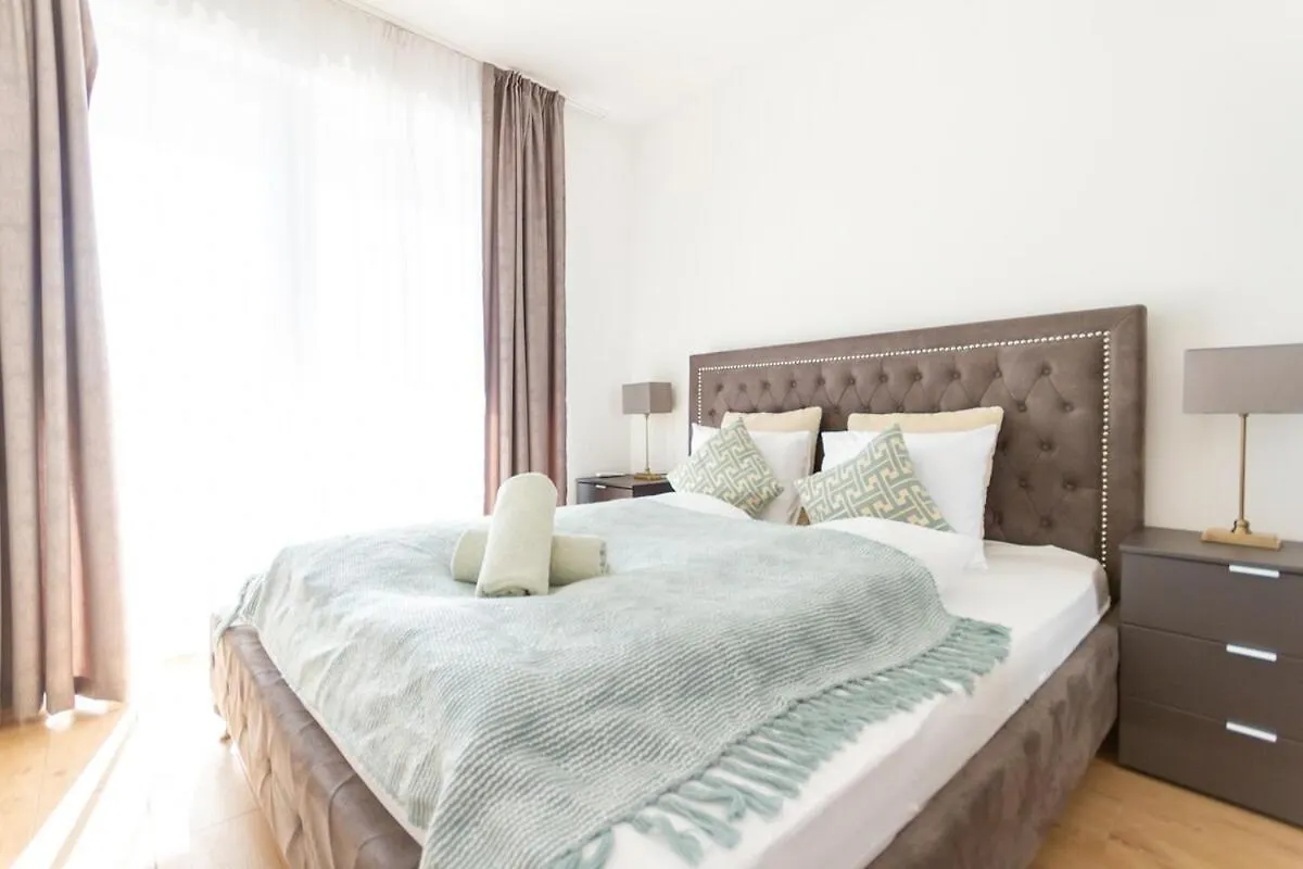 3Br Premium Skyline Penthouse W Ac By Nw Apartment Budapest Hungary