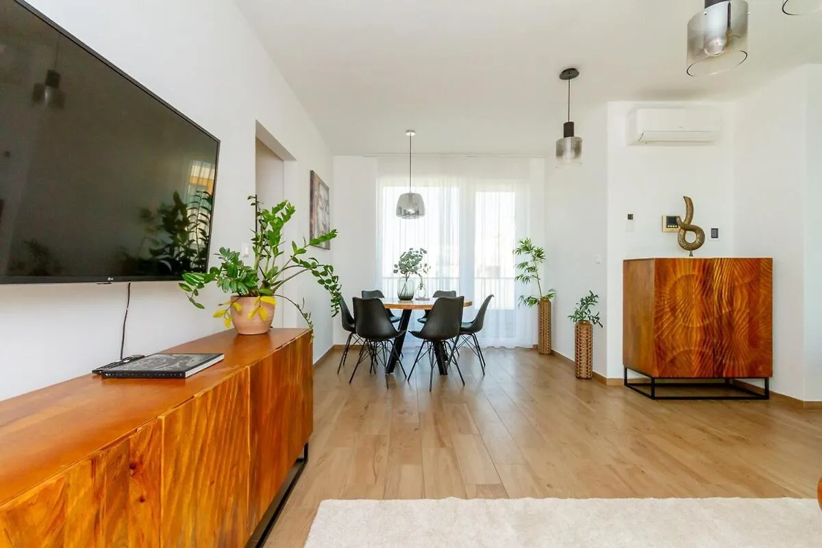 3Br Premium Skyline Penthouse W Ac By Nw Apartment Budapest