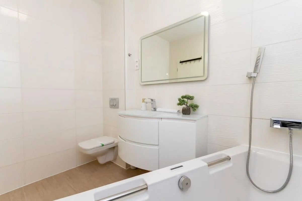 3Br Premium Skyline Penthouse W Ac By Nw Apartment Budapest